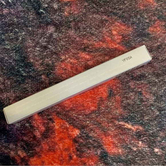 💜 Morphe 2 x Maddie Always Online Gel Eyeliner in Downpour NWT - Picture 7 of 9